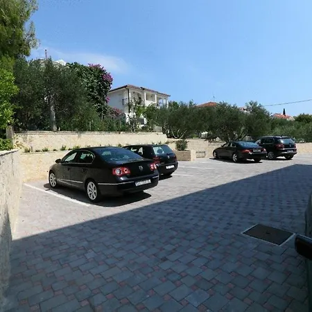 Apartments Paradise Trogir Exterior photo