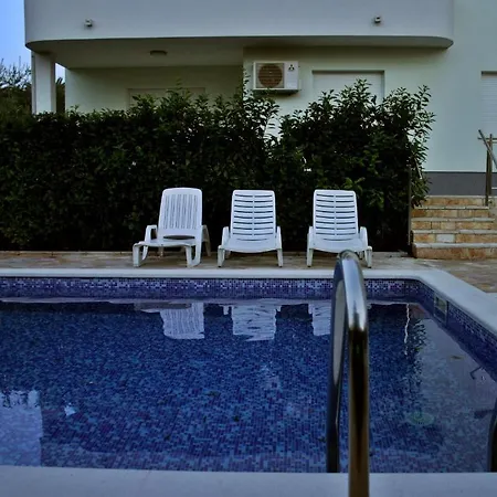 Apartments Paradise Trogir Exterior photo