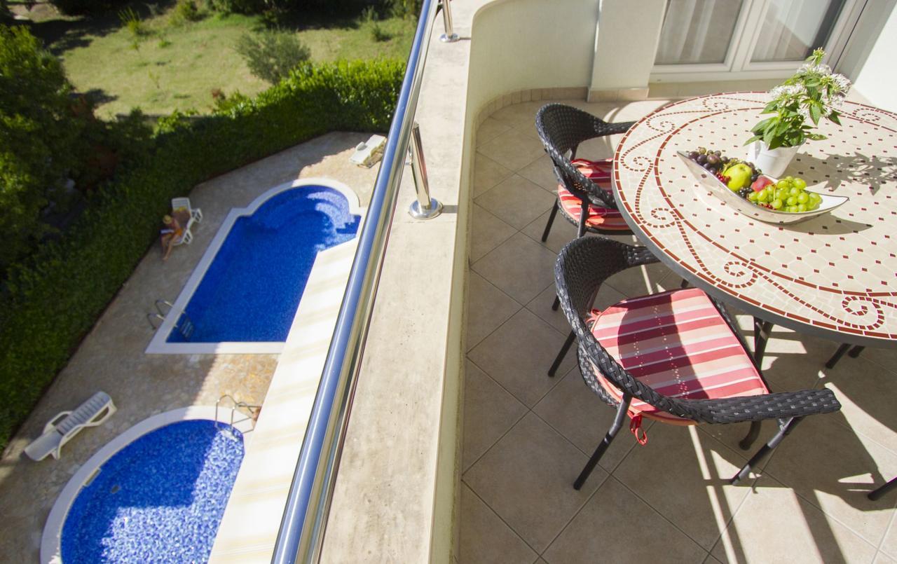 Paradise Apartment *